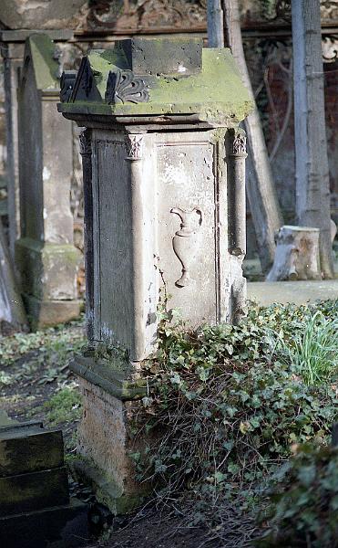 1994-03, Eliasfriedhof (34).jpg